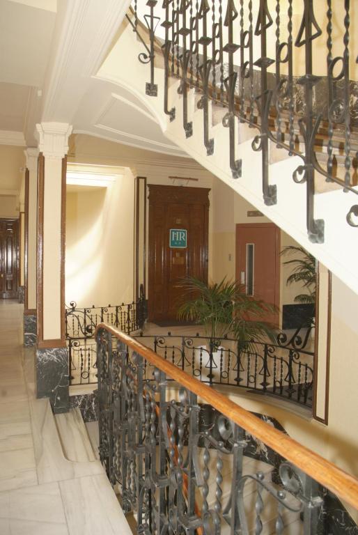 Hostal La Selecta Madrid Luaran gambar